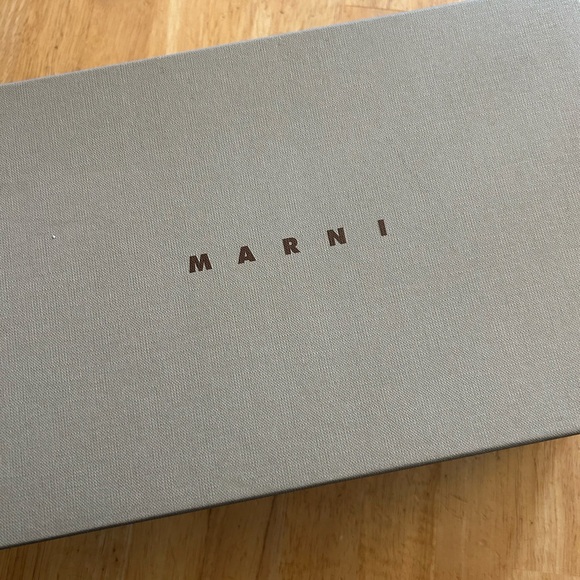 Marni Fussbelt Sandals - Picture 14 of 14